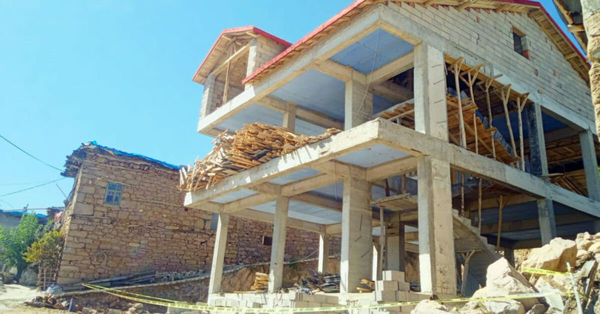 Konya’da terastan düşen 79 yaşındaki işçi öldü