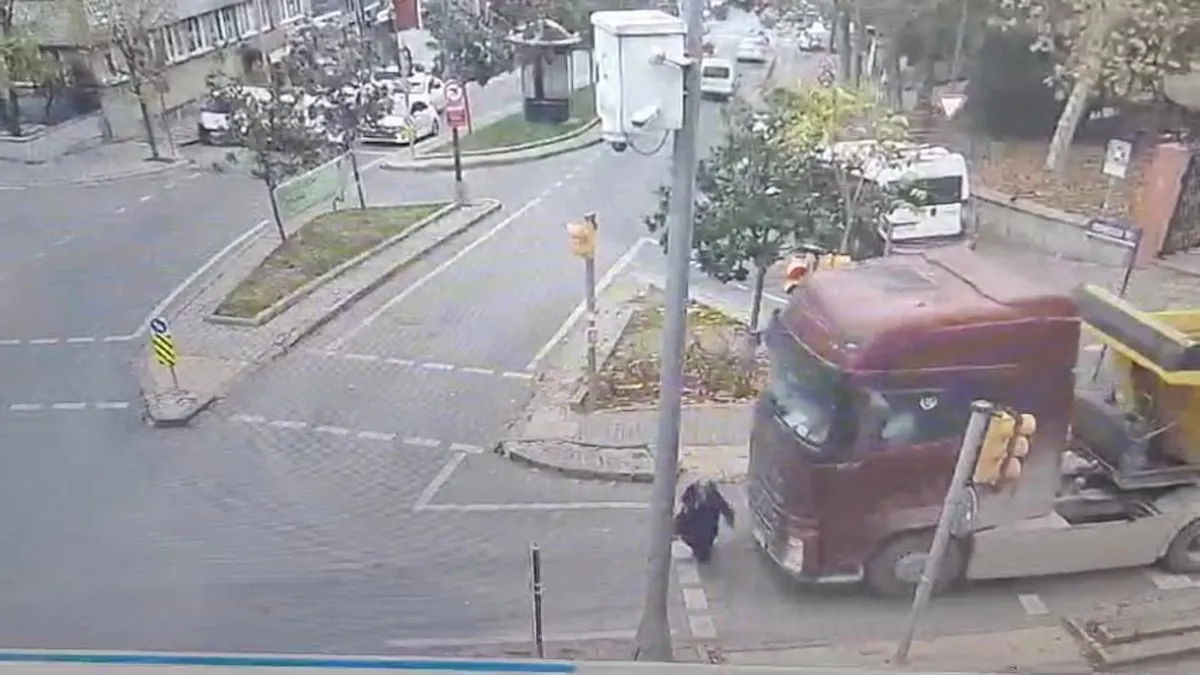 İstanbul Üsküdar’da feci olay: Hafriyat kamyonu 81 yaşındaki Hanife Güler’i ezdi!