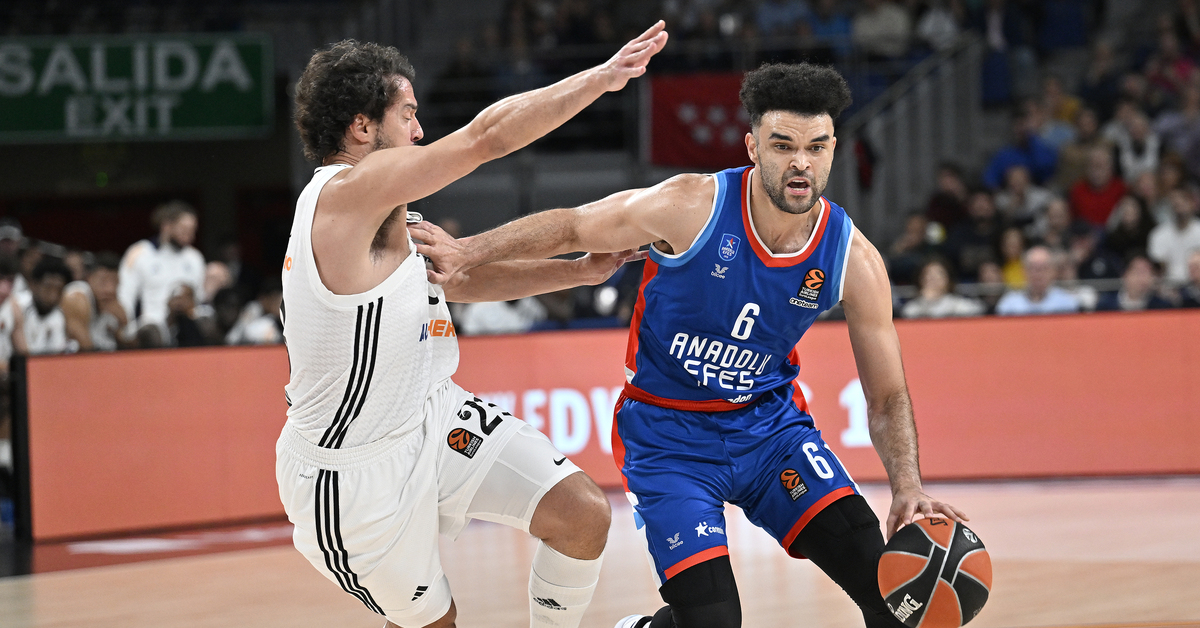 MAÇ SONUCU: Real Madrid: 64 – Anadolu Efes: 74