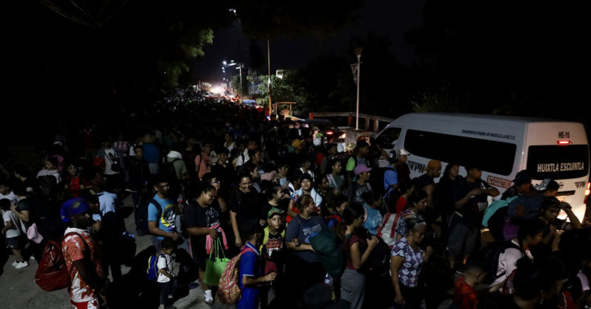 ABD Başkanı Trump’ın kararına rağmen Meksikalı göçmenler ABD’ye ulaşmaya çalışıyor