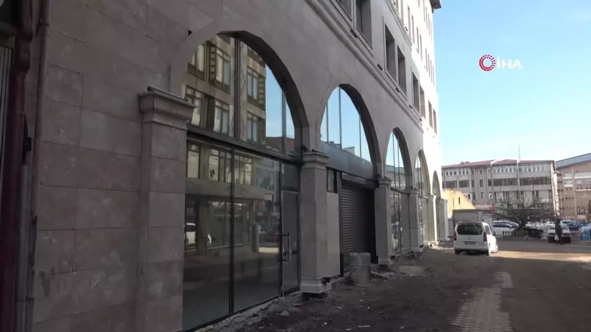 Sivas’taki Tarihi İş Hanı Yenilendi, Hizmete Açıldı