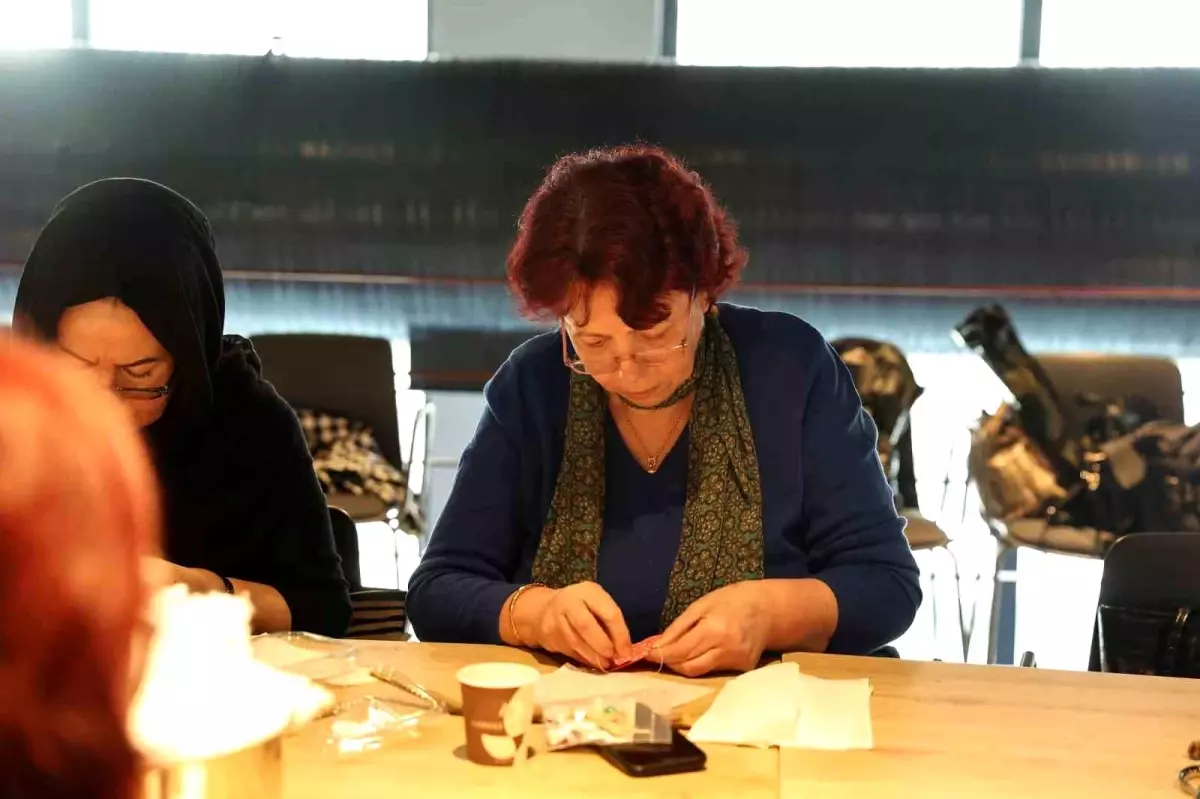 Nilüfer Belediyesi’nden Sevgililer Günü’ne Özel Kapı Süsü Atölyesi