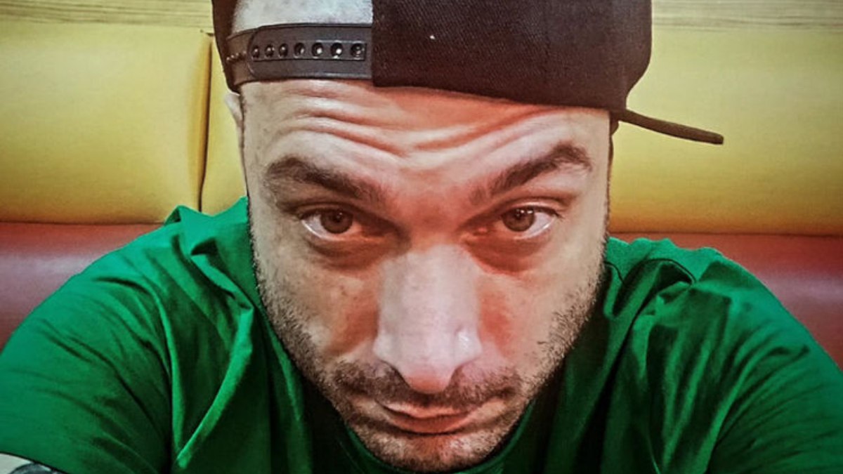 Sansar Salvo hakkında tutuklama kararı