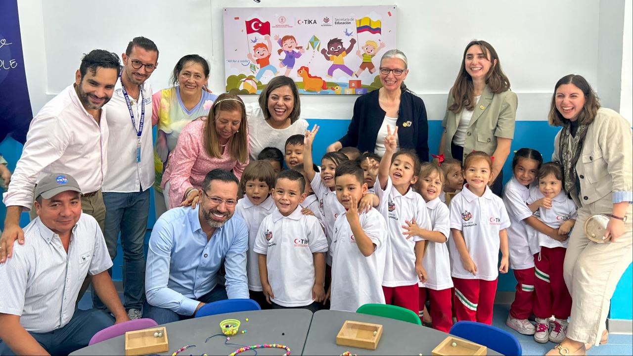 TİKA’dan Kolombiya’da 10 farklı okulda okul öncesi eğitim sınıfı